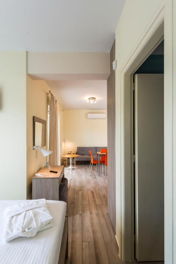 Venus Villa With Private Pool, 2Min To The Beach Финикунда Экстерьер фото